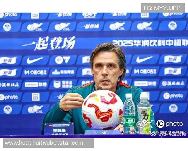 河南队主帅拉莫斯有望荣膺中超赛季最佳教练员称号 河南队主帅拉莫斯有望荣膺中超赛季最佳教练员称号